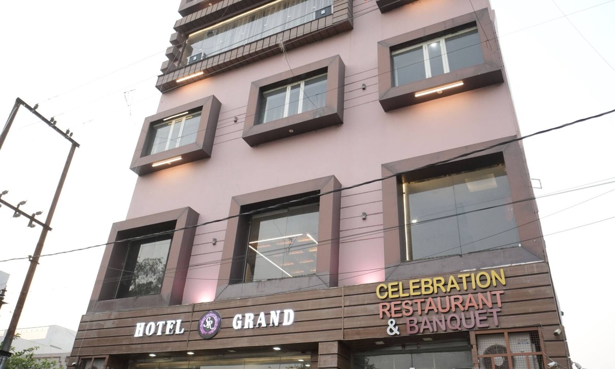 Shivalik Nagar Hotel | HOTEL S R GRAND