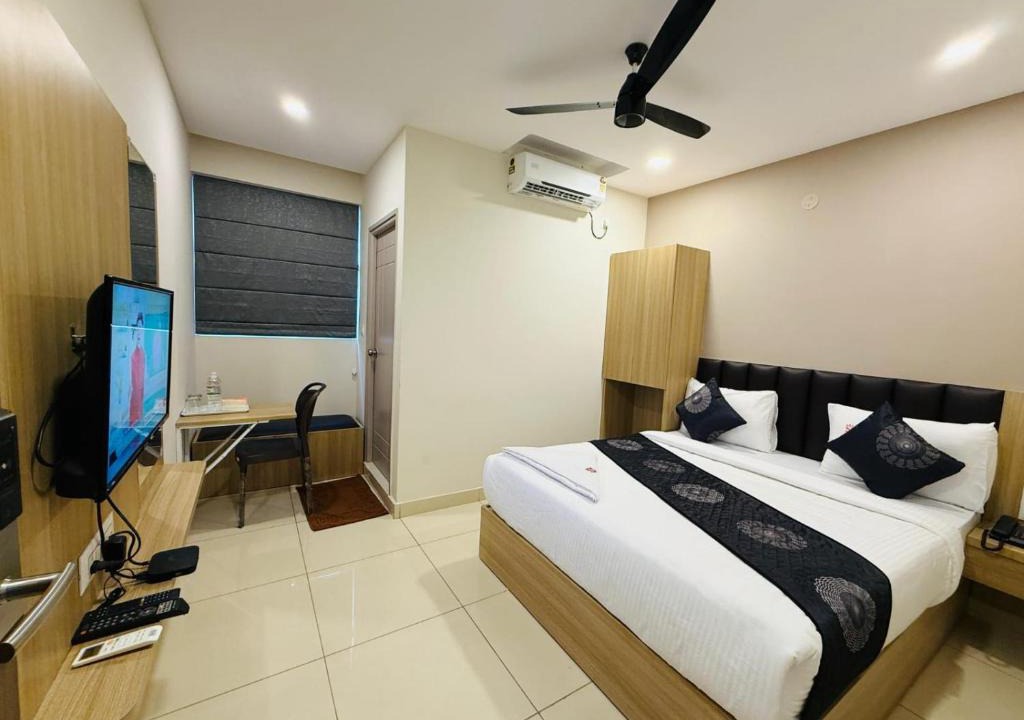 BTM Layout Hotel | Hotel Sahara Express