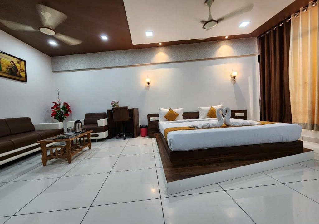 Morbi Hotel | HOTEL SAI RESIDENCY MORBI