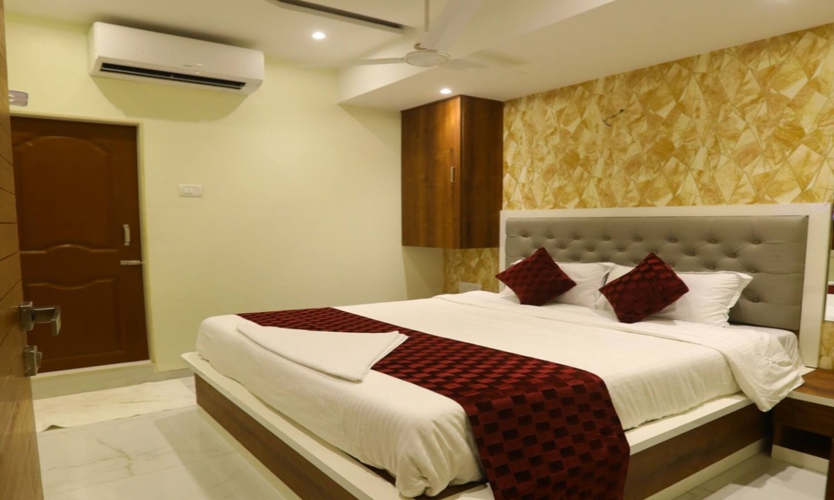 Rabale Hotel | Hotel Sai Siddhi Inn - Navi Mumbai