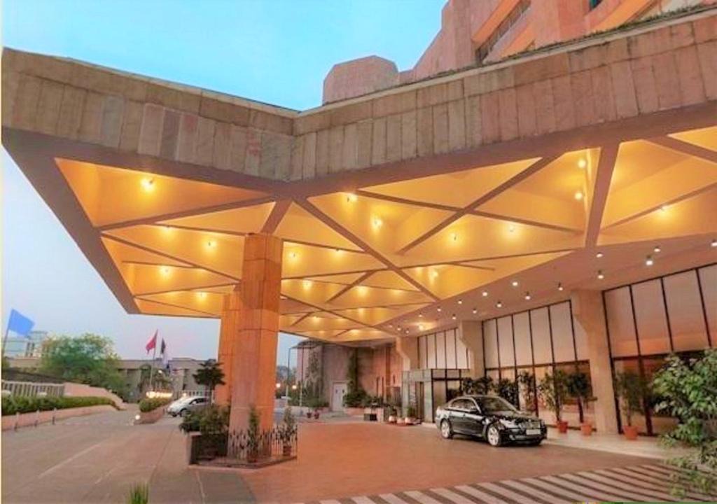 Chanakyapuri Hotel | Hotel Samrat, New Delhi