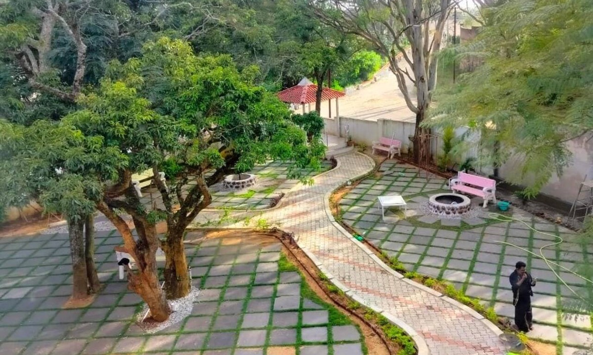 Horsley Hills Hotel | Hotel Sathyas Breezoraa