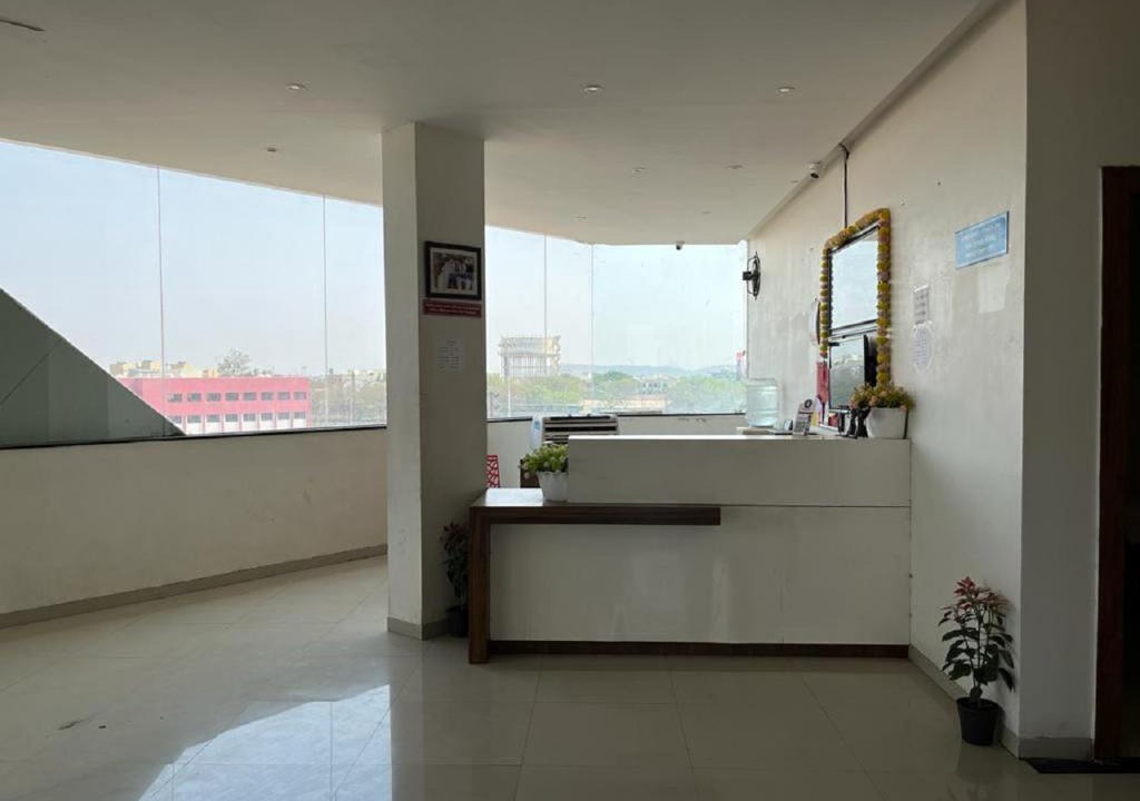 Nanded Hotel | Hotel Seven Hillls - Nanded