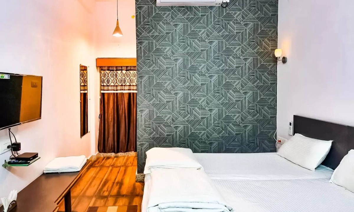 Seoni Hotel | Hotel Shivani Palace