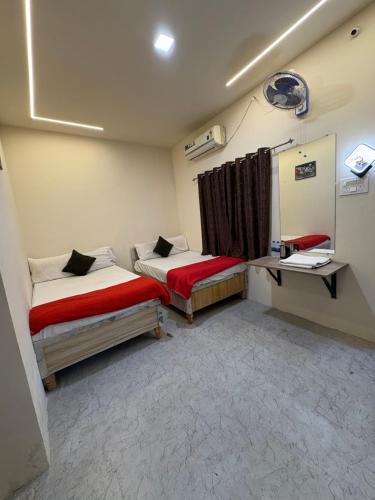 Nagpur Hotel | Hotel Shivay Deluxe