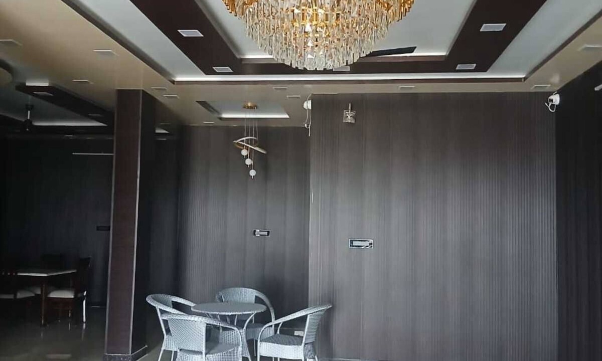 Mahwah Hotel | Hotel Shree Krishna Palace