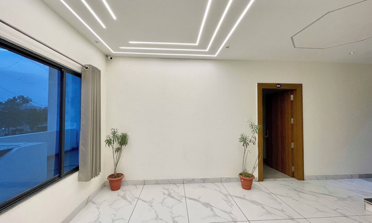 Ujjain Hotel | Hotel Shree Nakoda Paradise - Ujjain