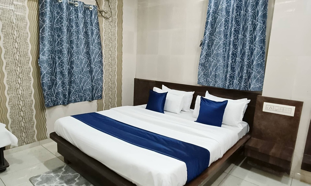 Dwarka Hotel | Hotel Shreenath - Dwarka