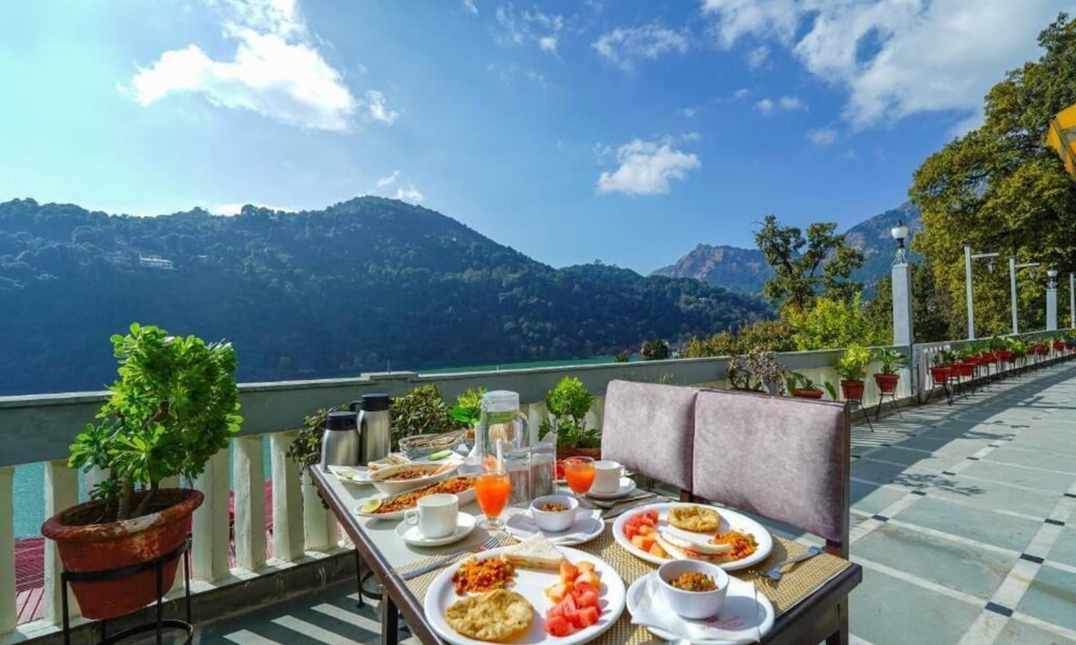 Mallital Hotel | Hotel Silverton (180 lake view)