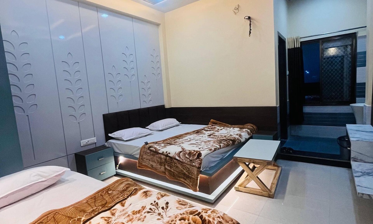 Bhilwara Hotel | Hotel SK Plaza
