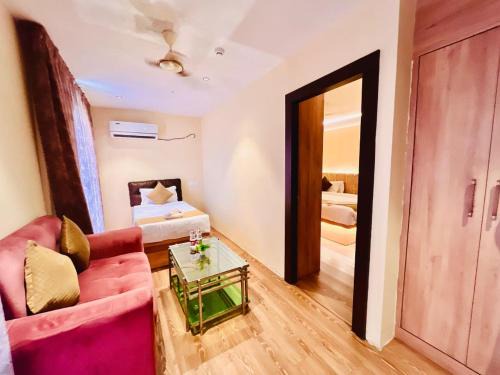 Shamshabad Hotel | Hotel SM Deccan Park Airport Zone Hyderabad shamshabad