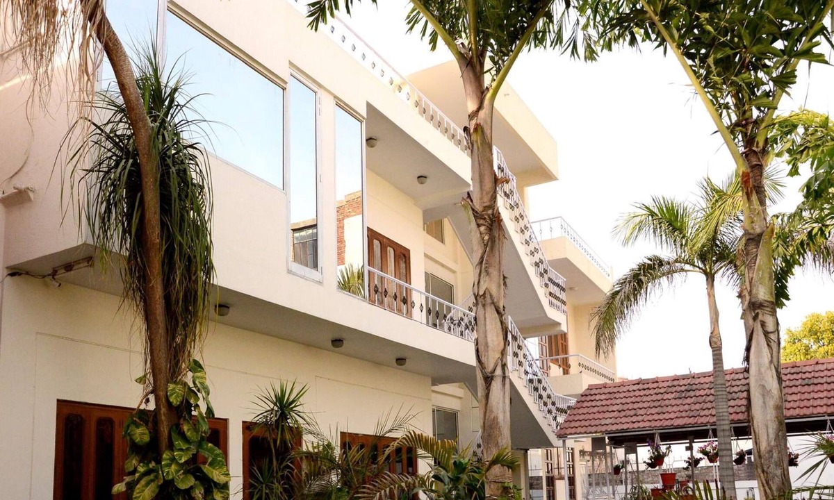 Adarsh Nagar Hotel | Hotel Sukh Vilas Jaipur