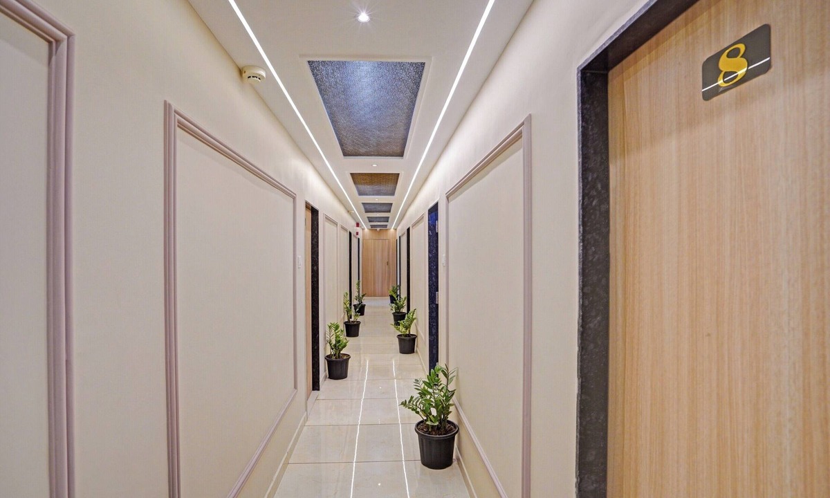 Adajan Hotel | Hotel Sukoon, Best Luxurious Hotel Rooms In Surat City Center