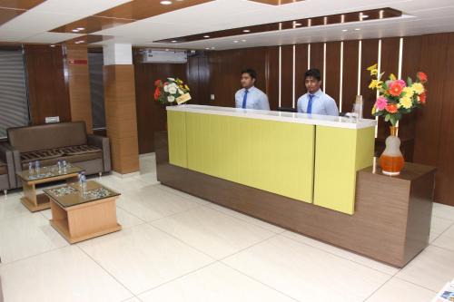 GIDC Hotel | Hotel The Furat Inn