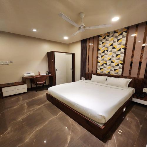 Nanded Hotel | Hotel The Mint Nanded