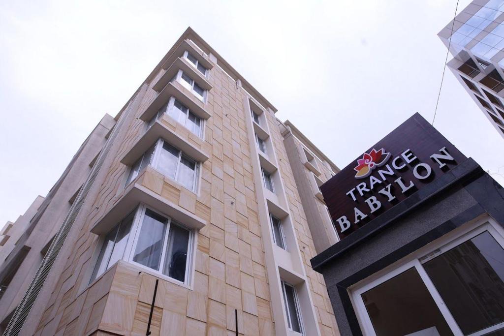 Kondapur Hotel | Hotel Trance Babylon Hitec City