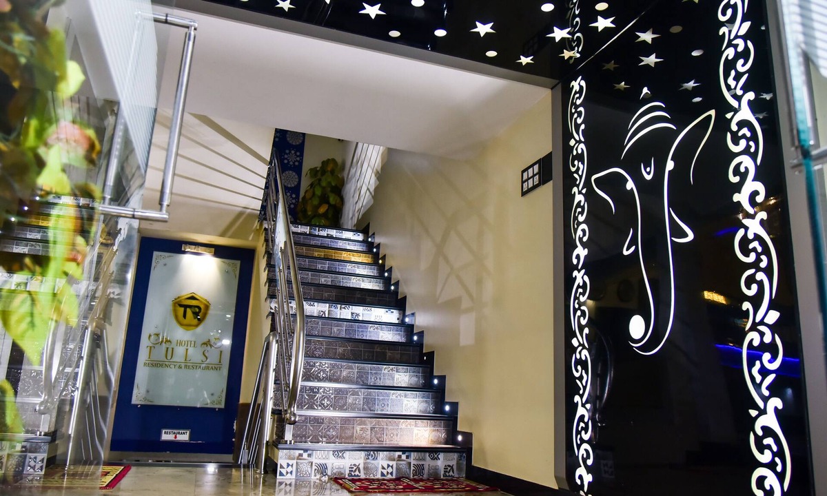 Bhuj Hotel | Hotel Tulsi Residency