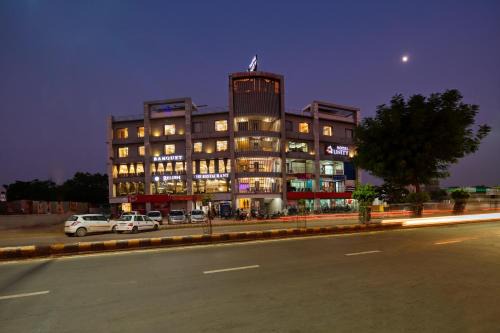 Ahmedabad Hotel | Hotel Unity - SG Highway