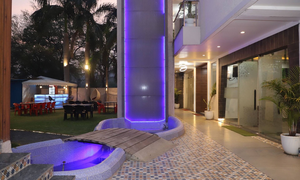 Hoshangabad Hotel | Hotel Vatika Palace Narmadapuram