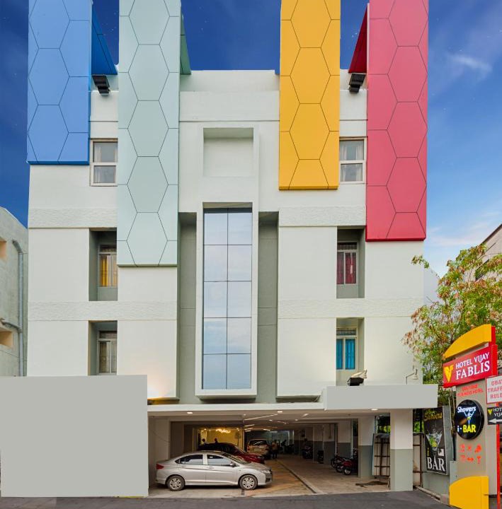 Ram Nagar Hotel | Hotel Vijay Fablis