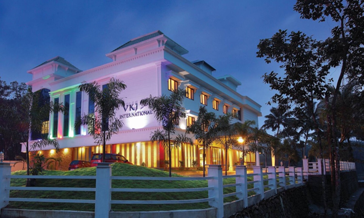 Kuttampuzha Resort | HOTEL VKJ INTERNATIONAL