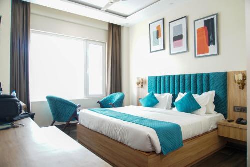 Shivalik Nagar Hotel | Hotel W Grand - A Boutique Hotel