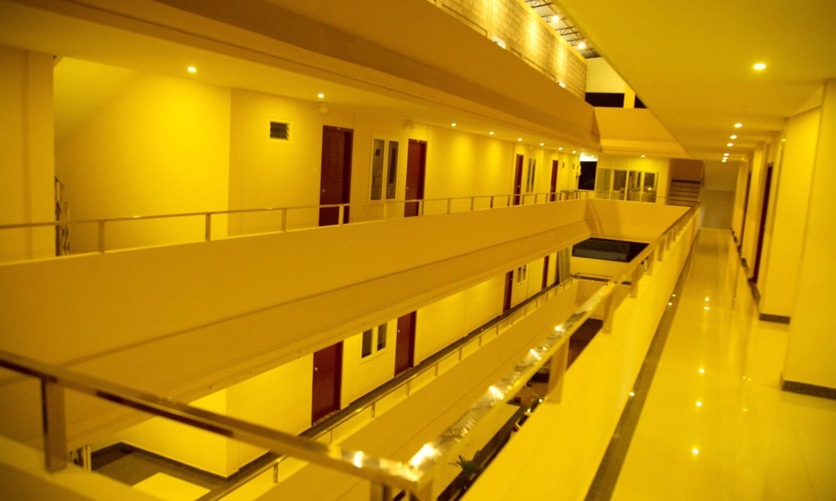 Mananthavady Hotel | Hotel Wayanad Square