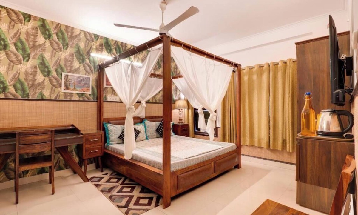 Noida Apartment | House of Comfort Noida 1 bedroom unit 7