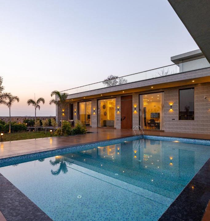 Taoru Villa | House of Tvara by ELIVAAS