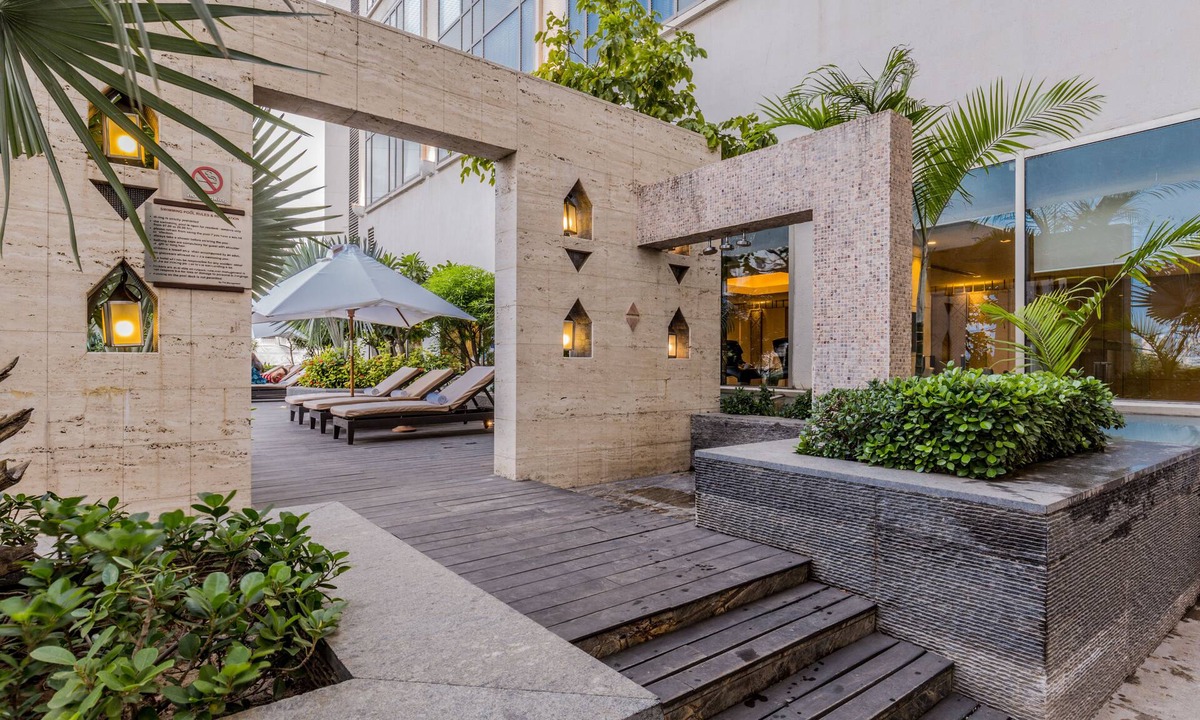 Vastrapur Resort | Hyatt Ahmedabad