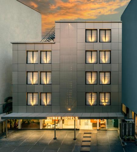 Gachibowli Hotel | Hyber Hotel's- Gachibowli