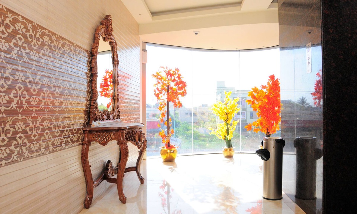 Thanjavur Hotel | Hyders Park - The Business Hotel