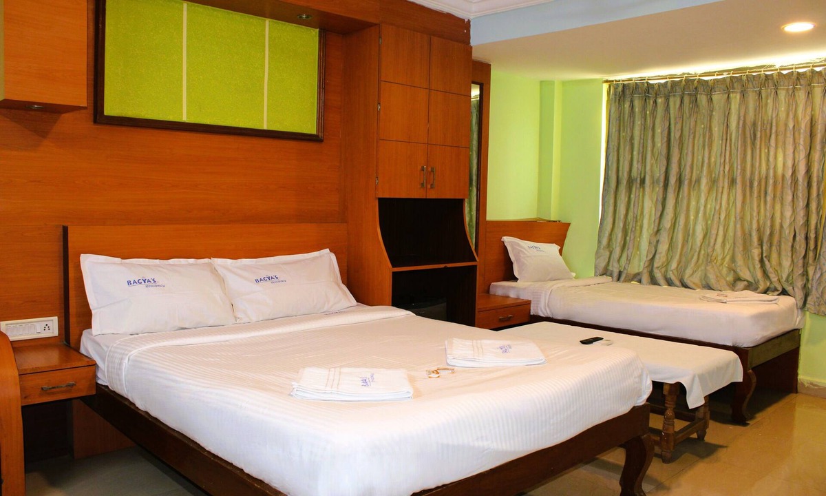 Anantapur Hotel | I-ROOMZ Bagyas Residency