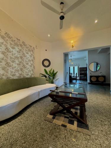 Garden Layout House | Idam Na Mama - Luxury Homestay by HomeSlice