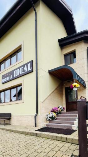 Predeal House | Ideal Predeal