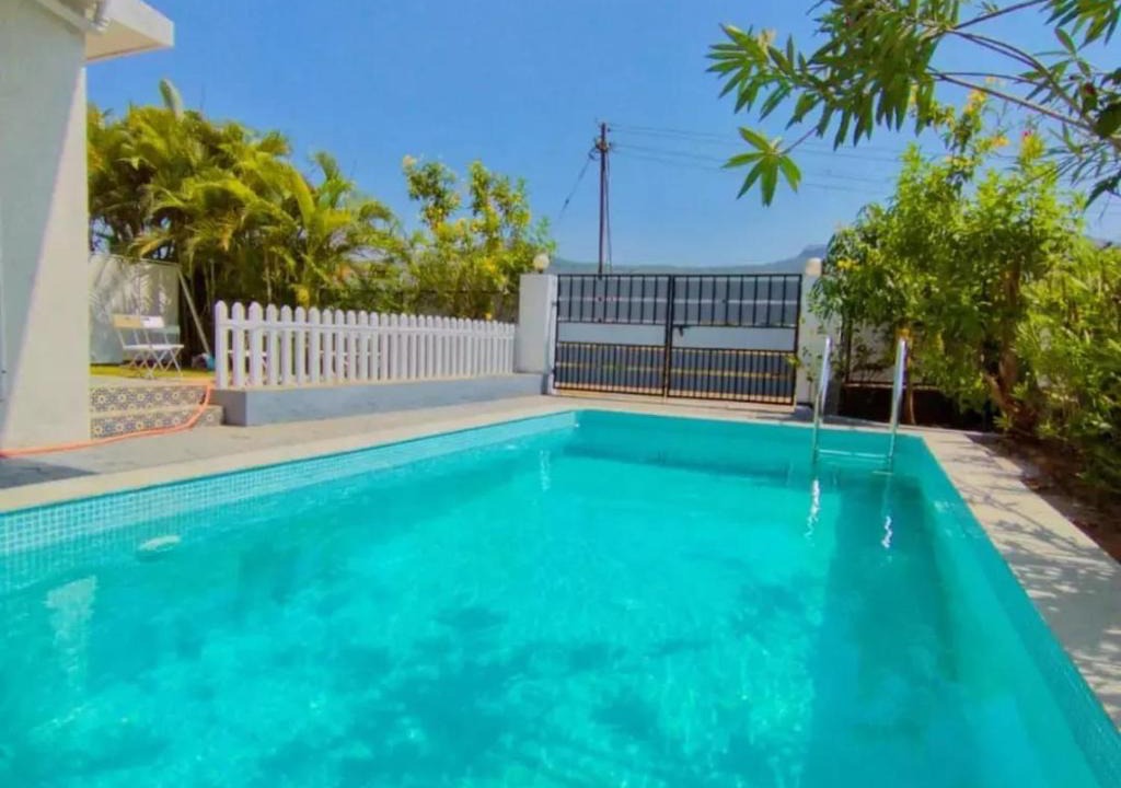 Lonavala Villa | II SUNFLOWER VILLA II MALAVALI II AC ll PRIVATE POOOL ll