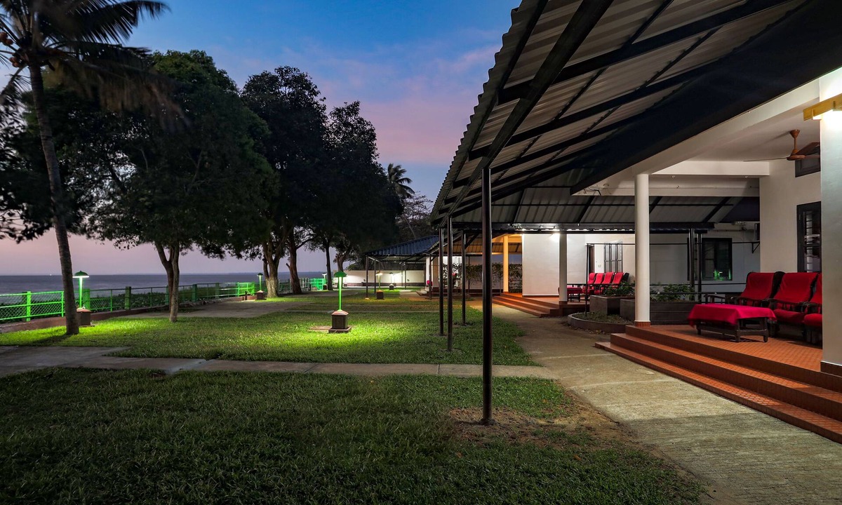 Kumarakom Hotel | ILLIKKALAM Lakeside Cottages Kumarakom Kerala