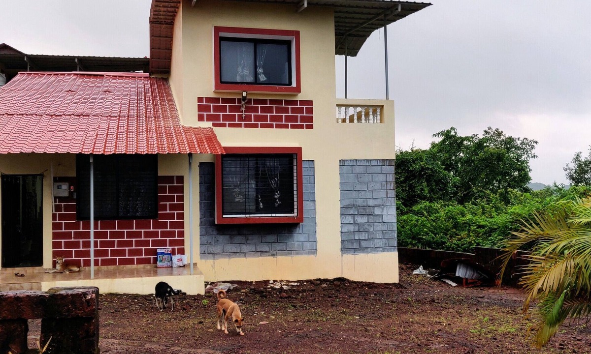 Gavhe House | Indedepdent Villa - 10 mins drive from the Dapoli City