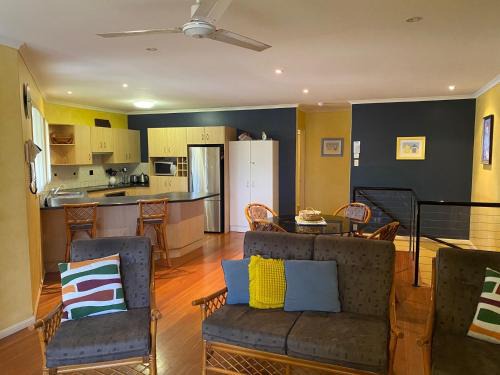 Rainbow Beach House | Indigo Place 1 Rainbow Beach