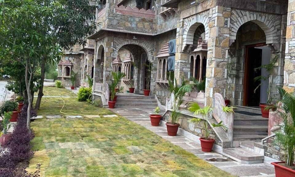 Gogunda Hotel | Indraprasth Heritage Resort