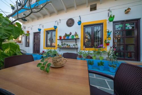 Bharatpur Bed & Breakfast | Iora Guest House