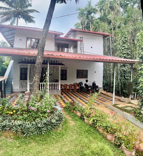 Sringeri Ski Chalet | Ira Homestay