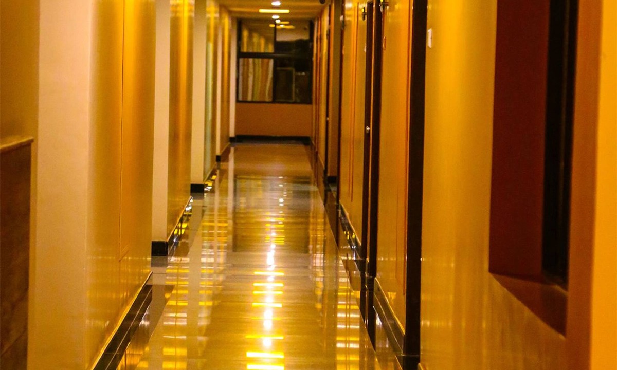 Bellary Hotel | Iroomz Hotel Pawan