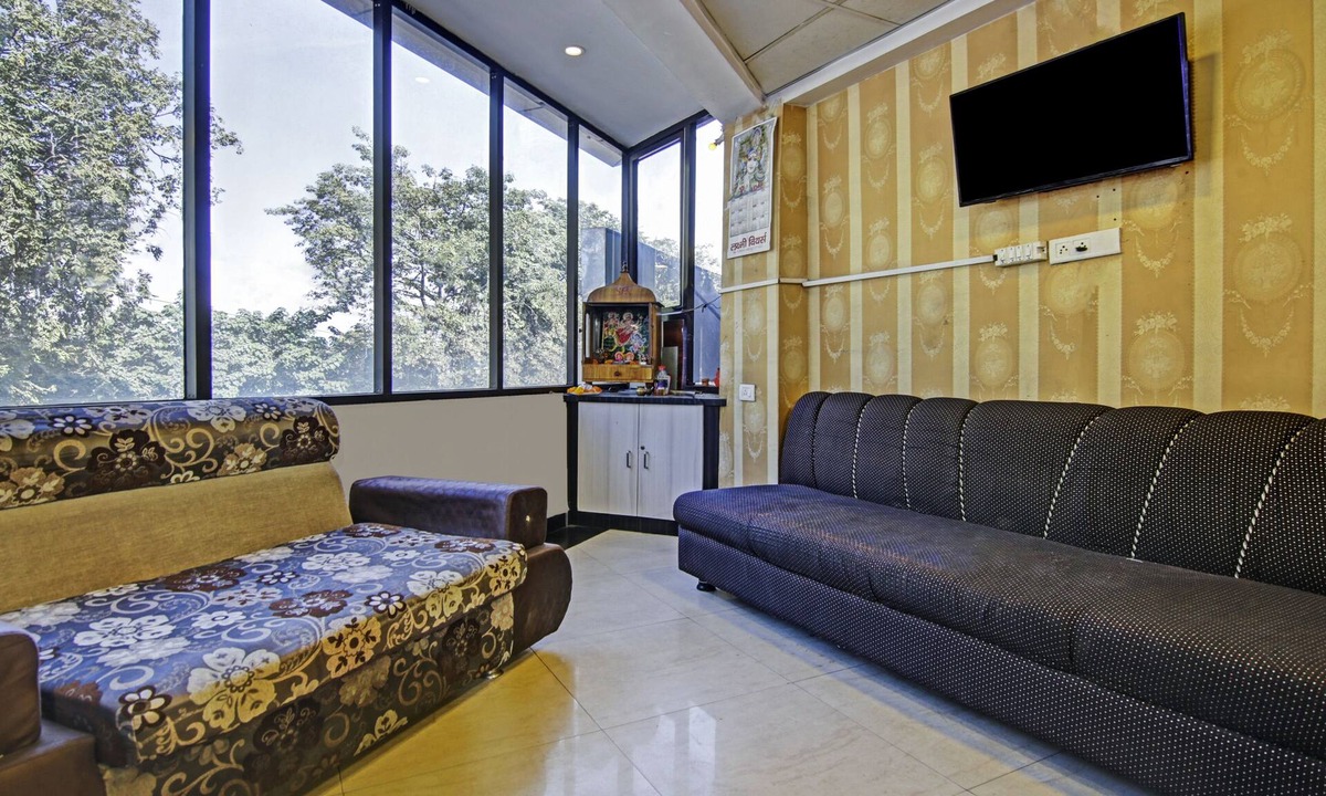 Jwalapur Hotel | Itsy By Treebo - Satyam Swagat