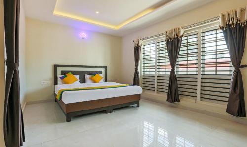 Thalayathimund Hotel | Itsy Hotels Kottaram Residency, 10 Mins To Botanical Garden