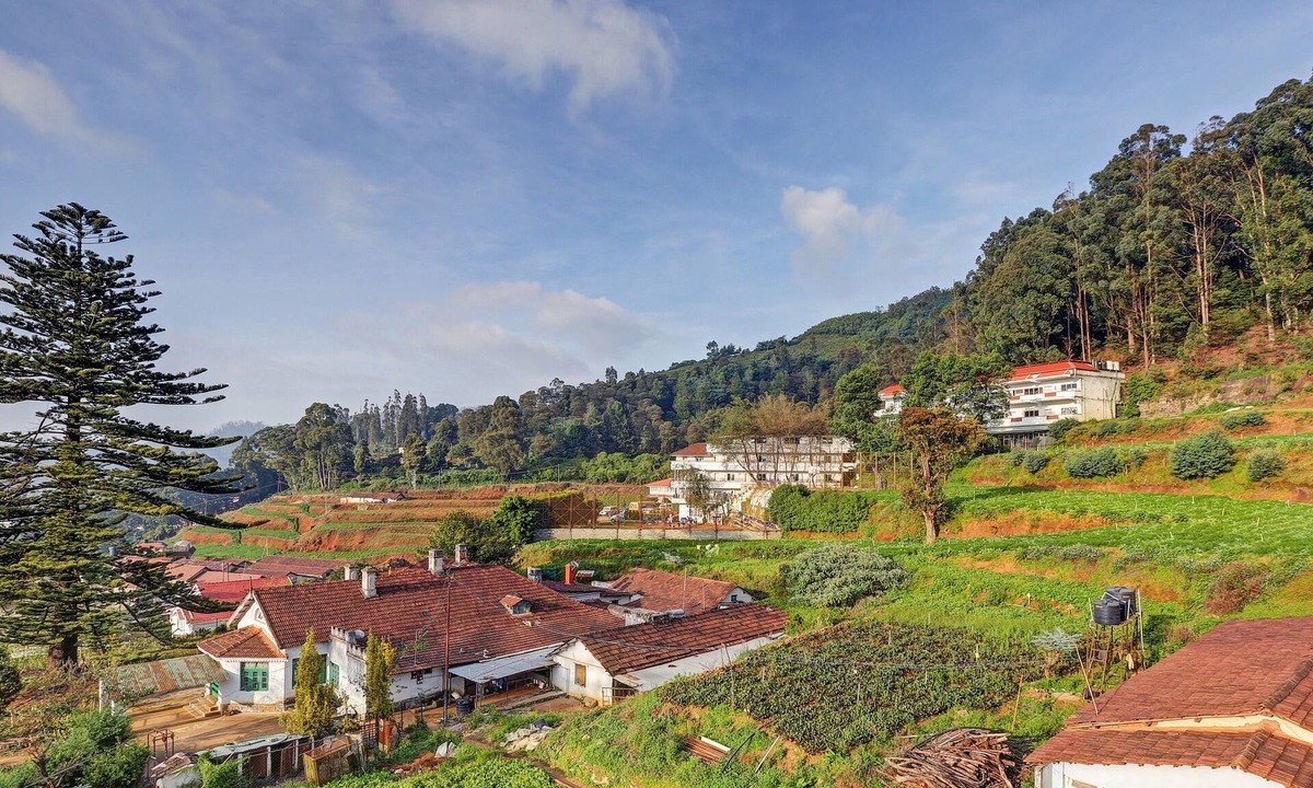 Thalayathimund Hotel | Itsy Hotels Rain Forest, 1 km from Rose Garden