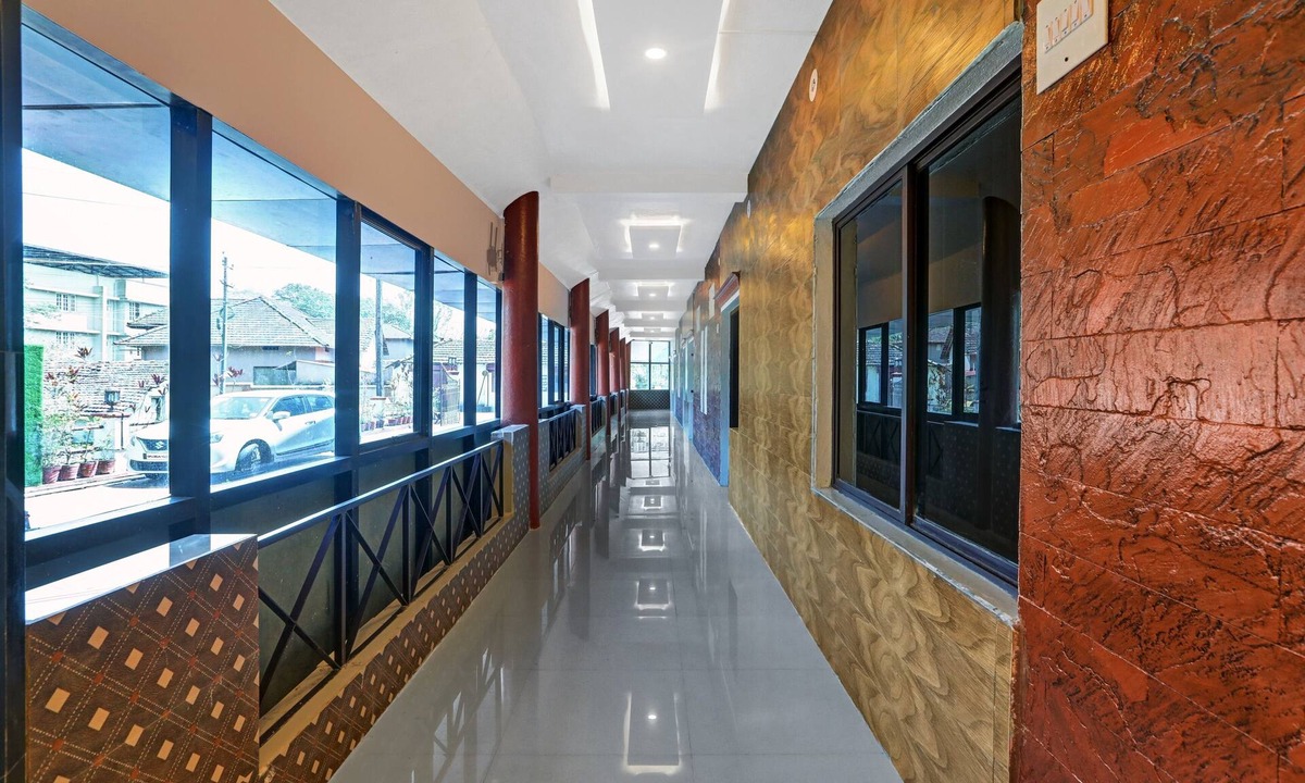 Stuart Hill Hotel | Itsy Hotels Regalia Grand, 500 Mtrs From Madikeri Fort