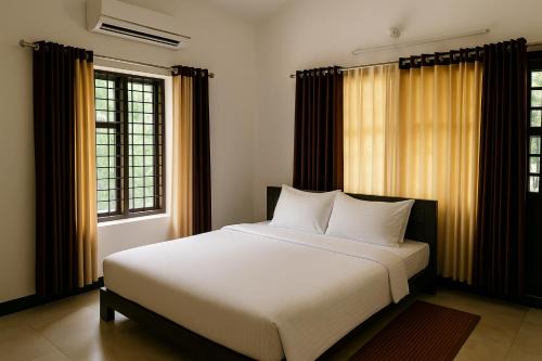 Sulthan Bathery Bed & Breakfast | Jacob's Homestay