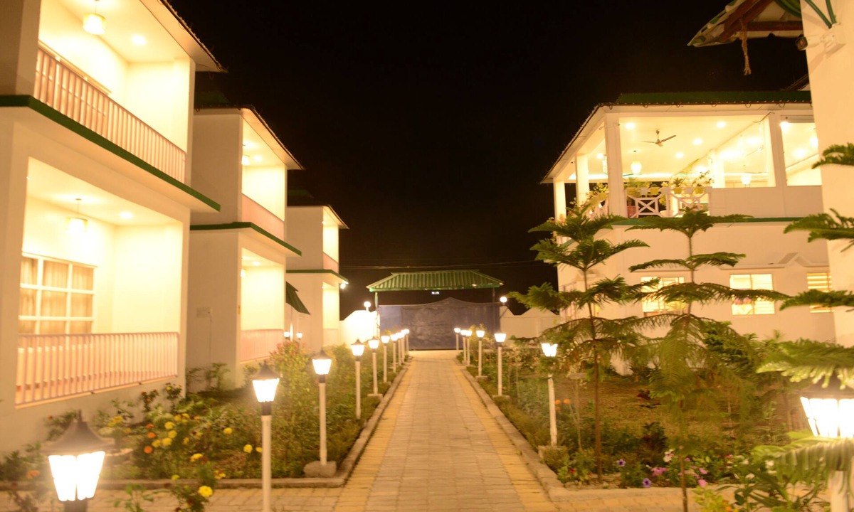 Alipurduar Hotel | JALDAPARA FOREST TOURIST LODGE