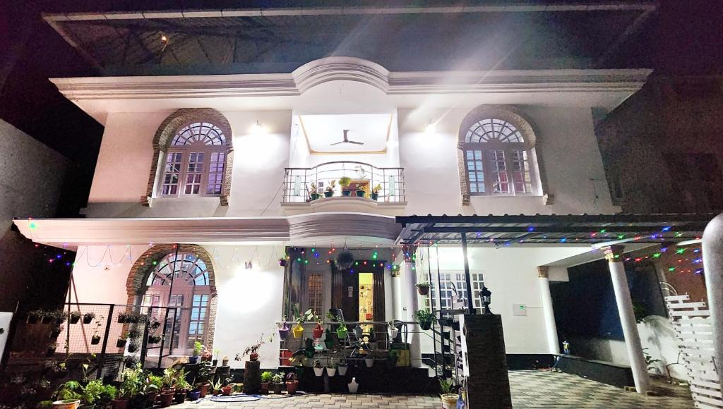 Thrissur House | JJ's White House
